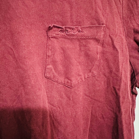 3/$25 Aeropostale Deep Red Short Sleeve Tee - Picture 4 of 6